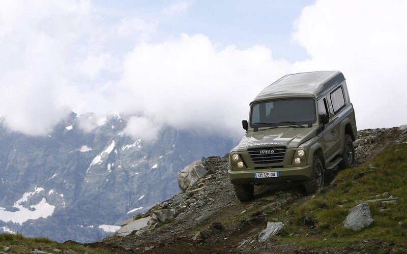 Iveco Campagnola on mountain trail