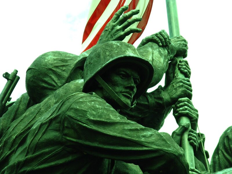 Iwo Jima Memorial Statue