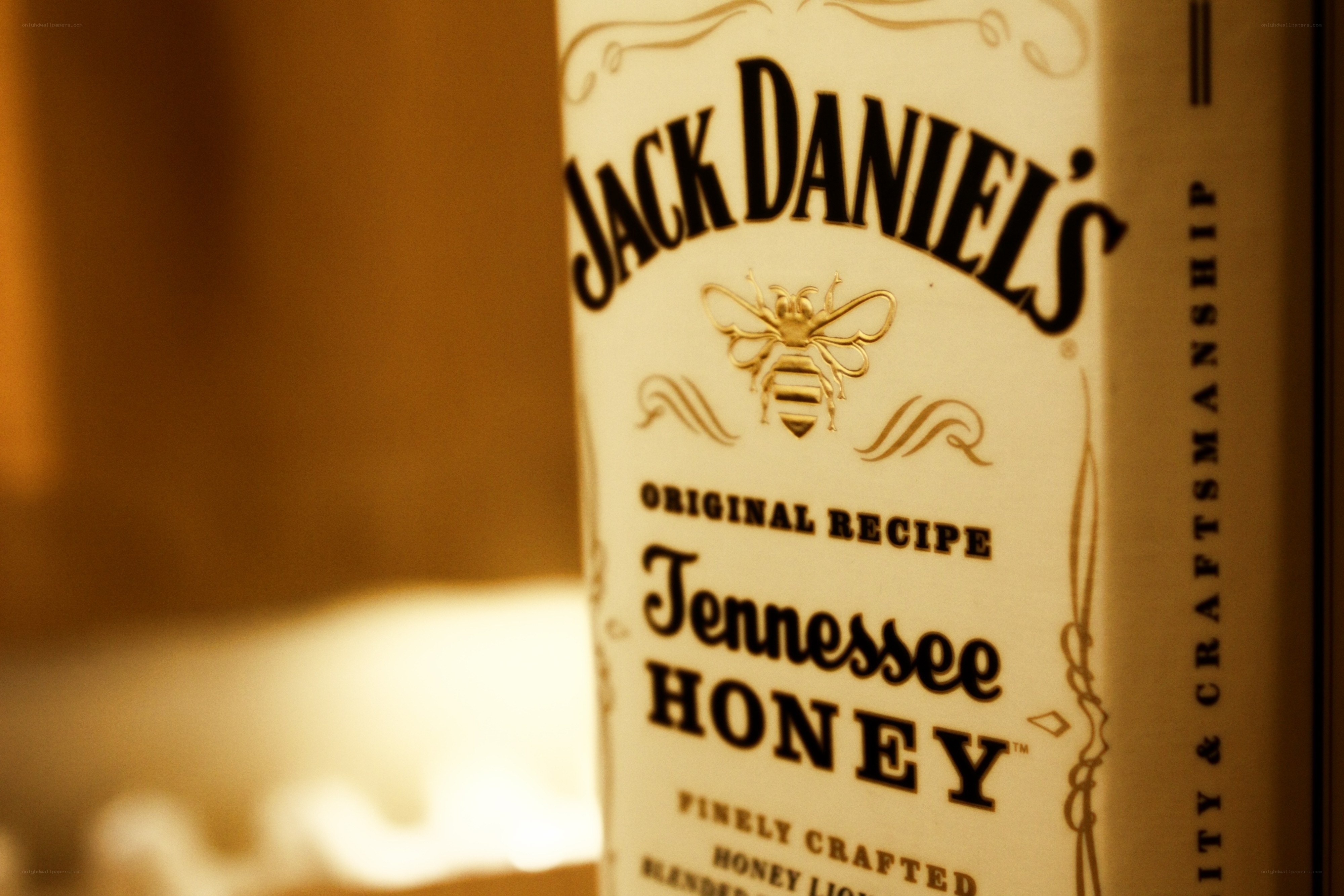 Jack Daniel's Tennessee Honey bottle