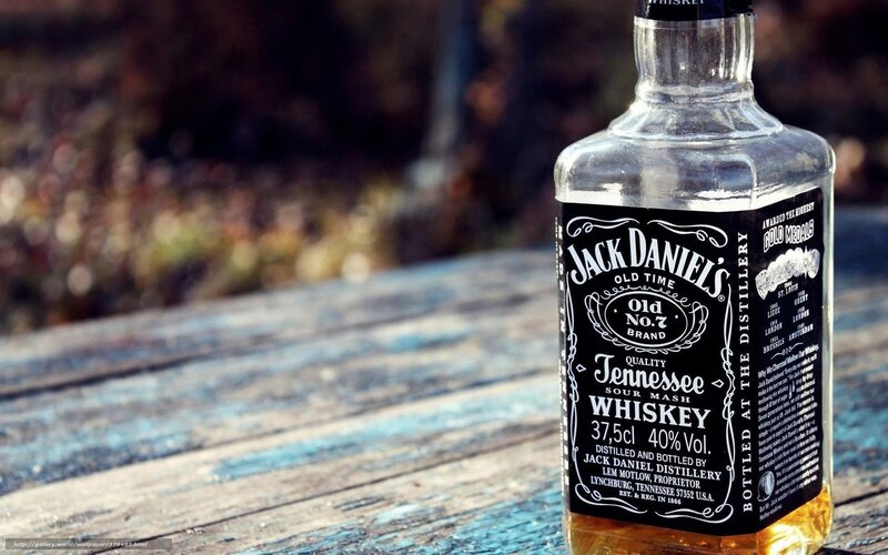 Jack Daniel's Whiskey Bottle — Black, Natural