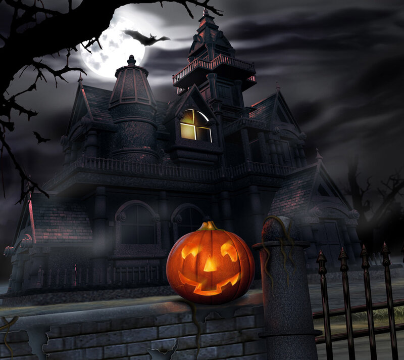 Jack-o'-lantern in Front of Mansion
