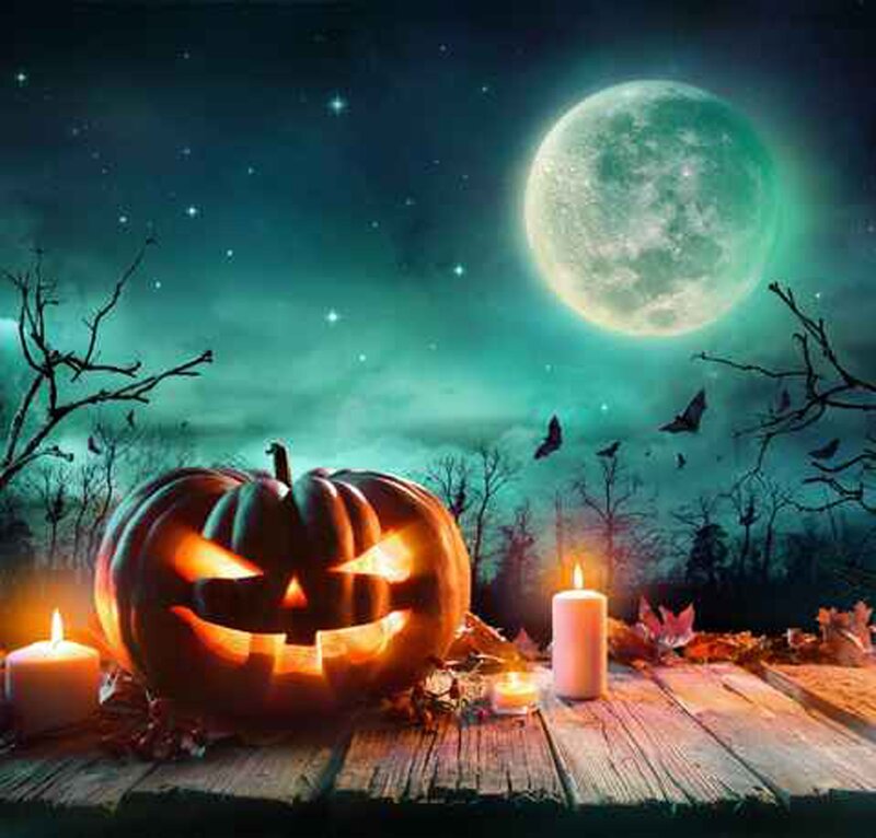 Jack-o'-lantern on Table — Green