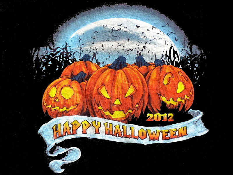 Jack-o'-lanterns in Cornfield
