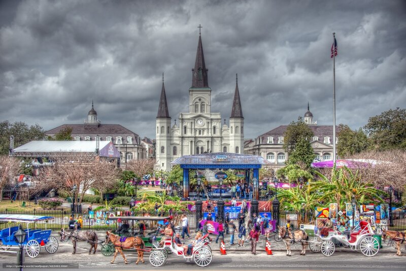 Jackson Square with horse-drawn carriages