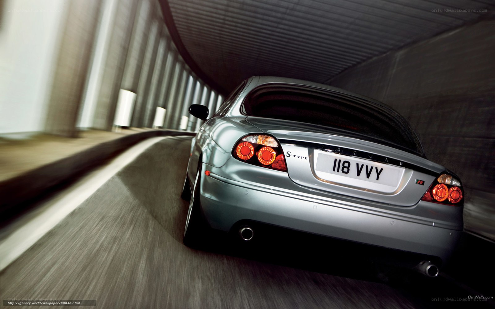 Jaguar S-Type in tunnel