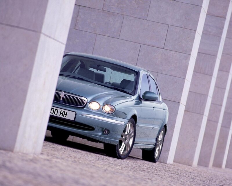 Jaguar S-Type sedan