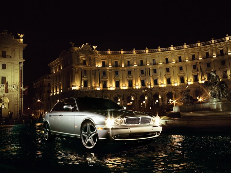 Jaguar XJ at night in Rome