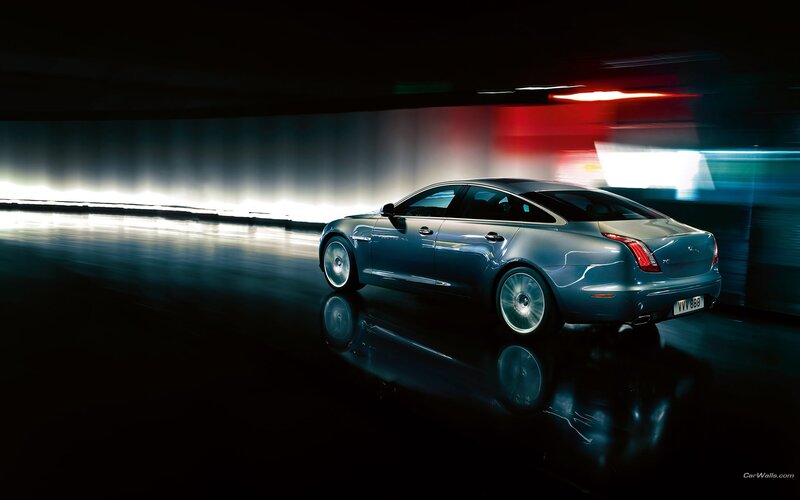 Jaguar XJ in motion