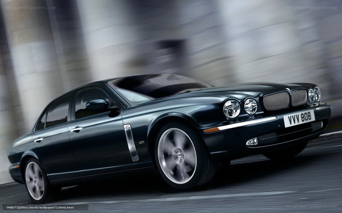 Jaguar XJ in motion
