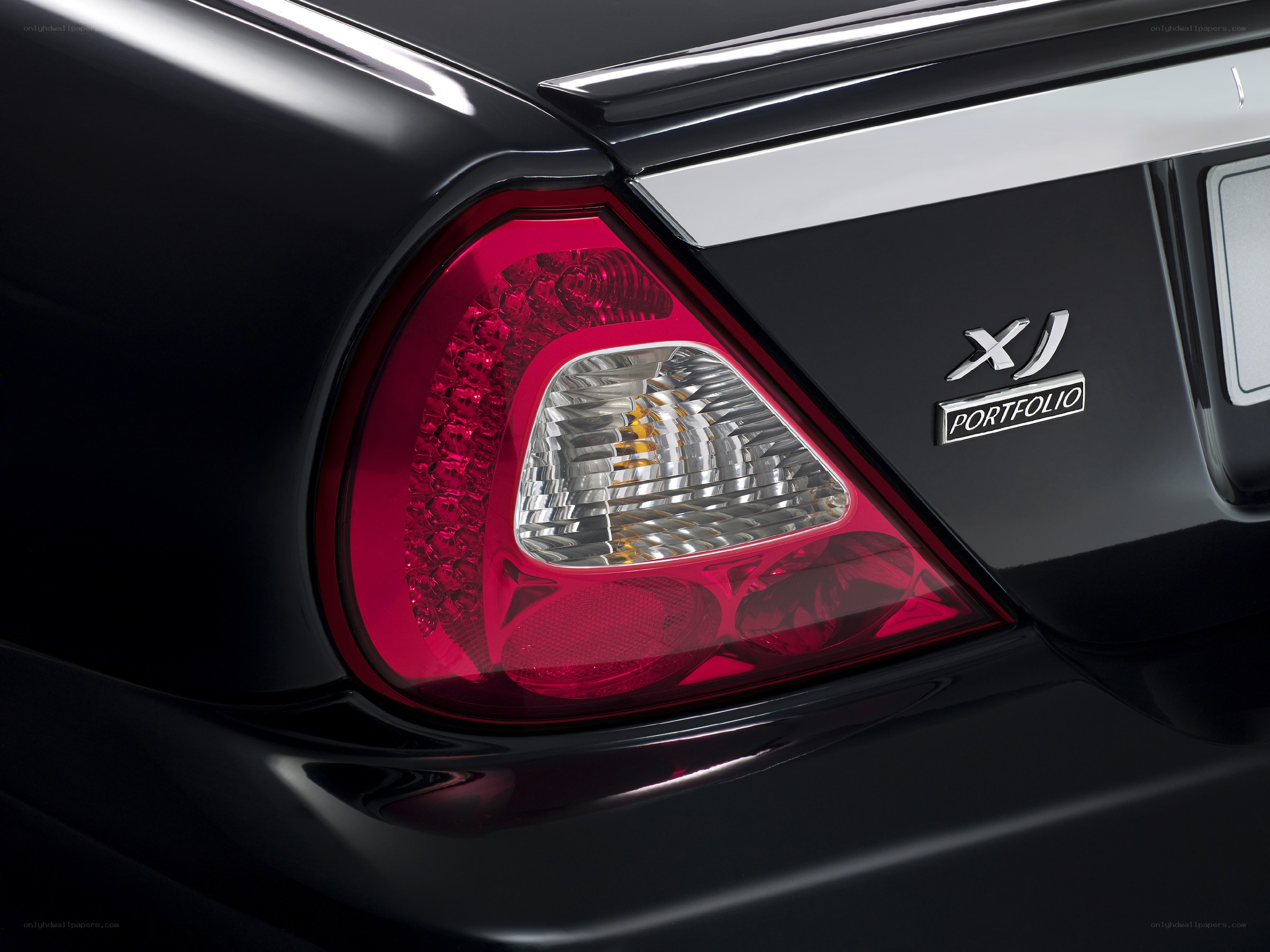 Jaguar XJ Portfolio taillight