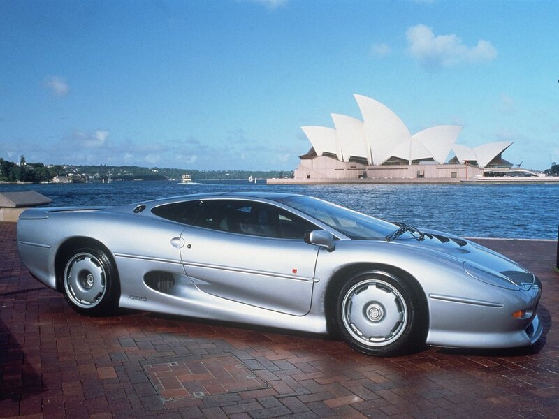 Jaguar XJ220 in Sydney