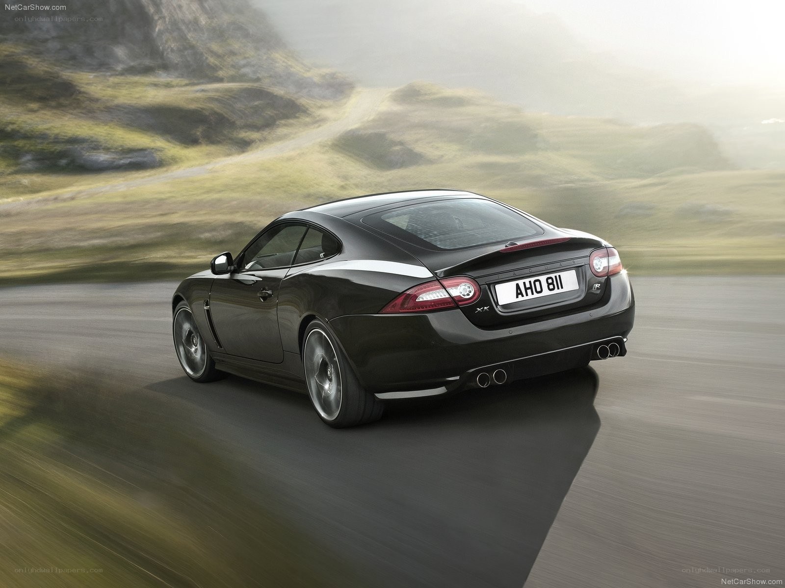 Jaguar XKR in motion