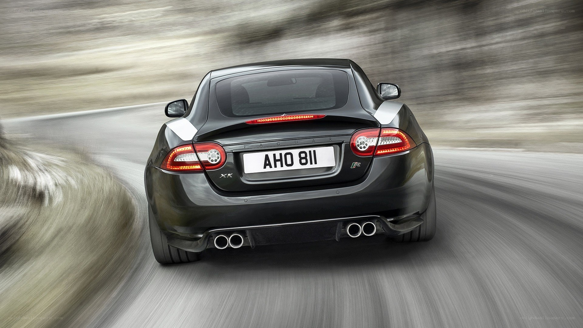 Jaguar XKR in motion