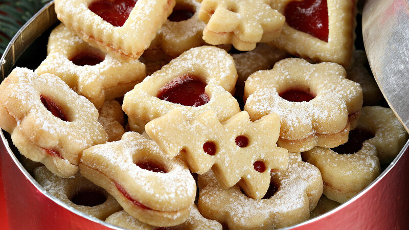 Jam-filled Cookies in Tin