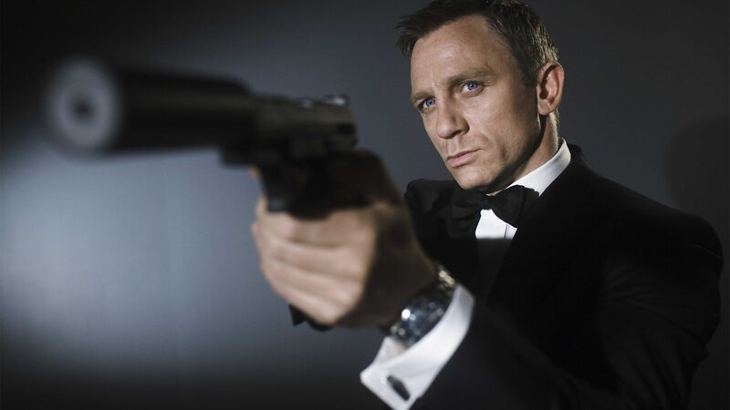 James Bond aiming gun