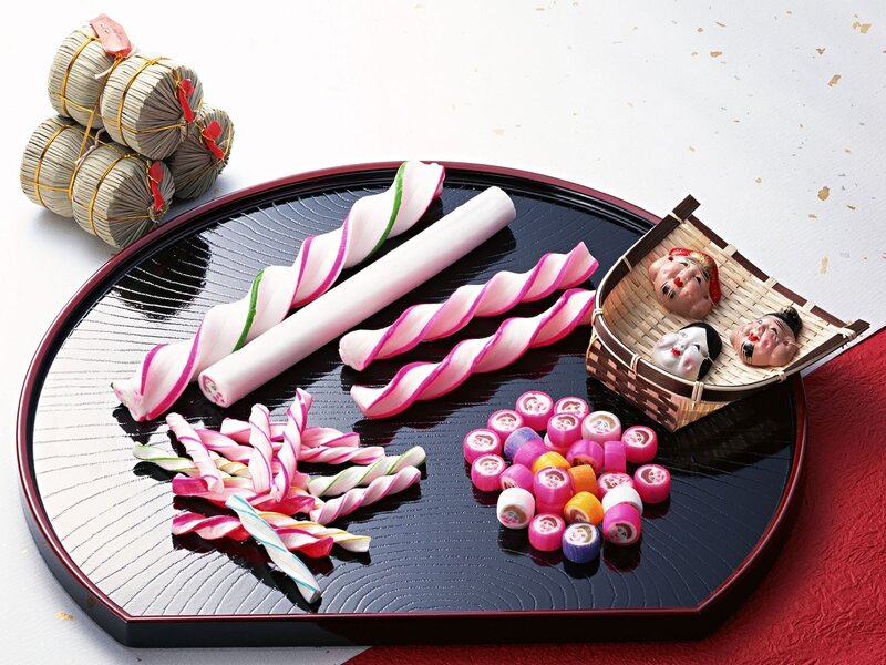 Japanese Candy Display — Black, Calm
