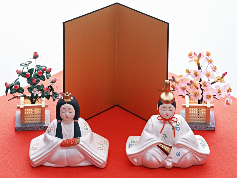 Japanese Doll Figures — Red