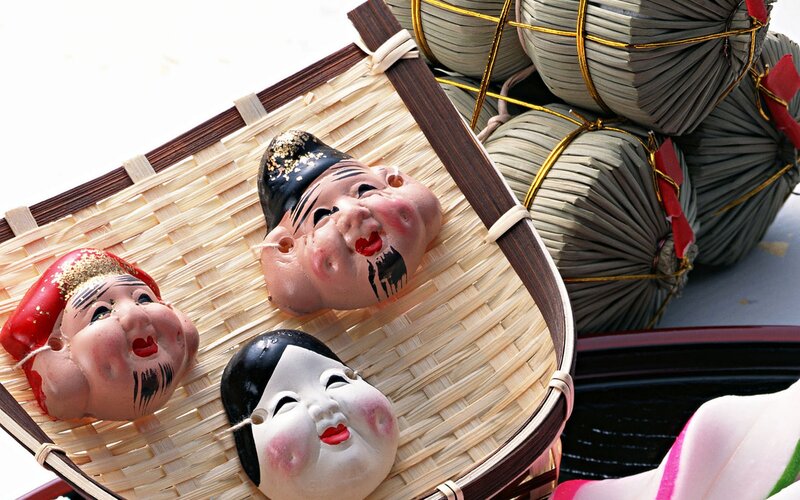 Japanese festival dolls and zongzi