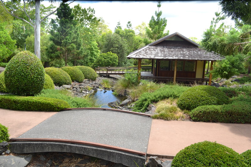 Japanese Garden with Pavilion — Green