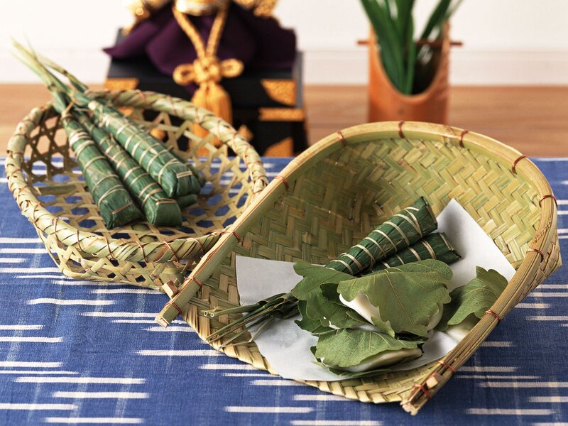 Japanese rice dumplings in baskets