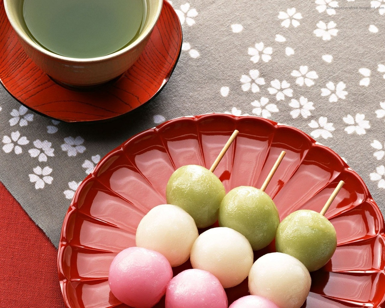 Japanese sweets and tea