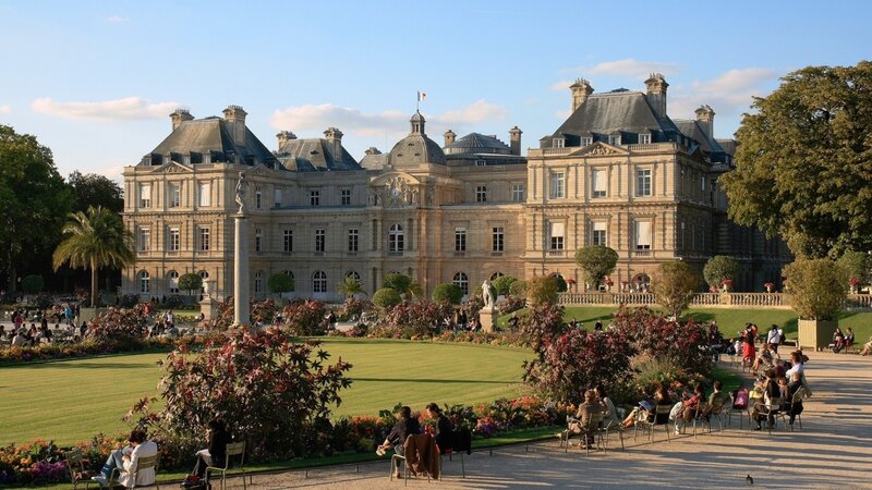 Jardin du Luxembourg with palace