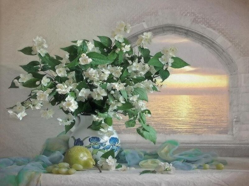 Jasmine Bouquet in Vase
