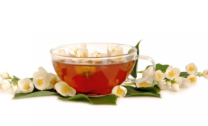 Jasmine Tea in Glass Cup — White