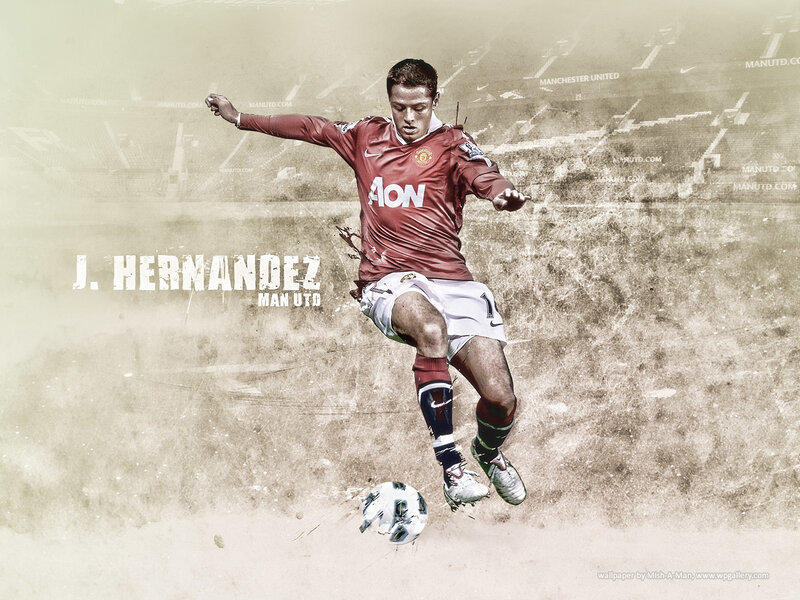 Javier Hernandez in action