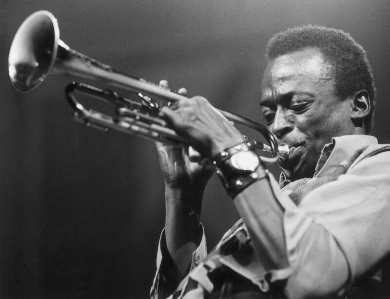 jazz musician playing trumpet