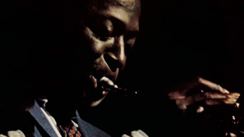 jazz musician playing trumpet