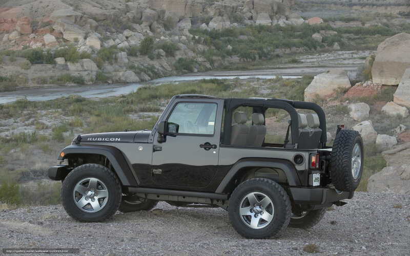 Jeep Rubicon in desert landscape