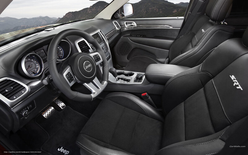 Jeep SRT interior view