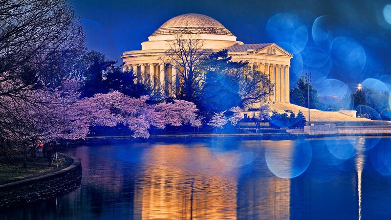 Jefferson Memorial at Night — Blue, Serene