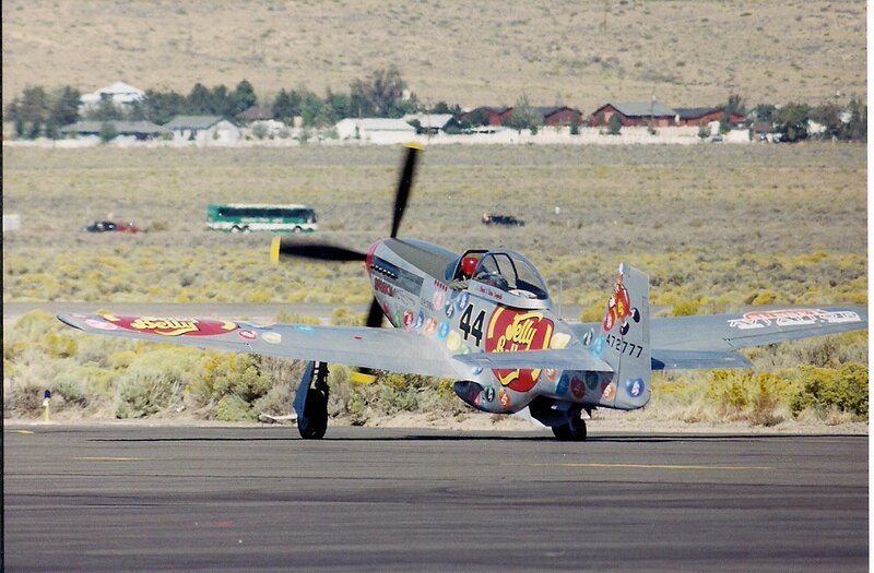 Jelly Belly P-51 Mustang — Gray