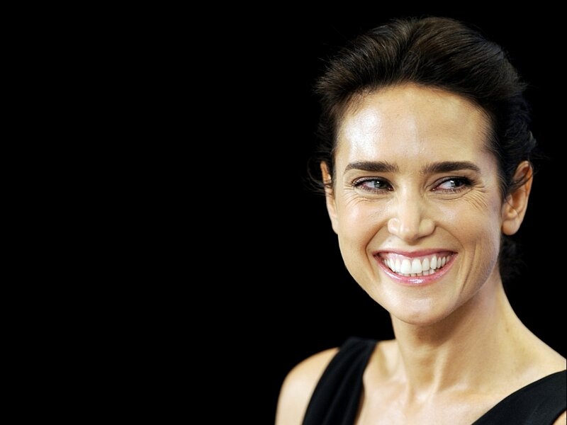 Jennifer Connelly smiling