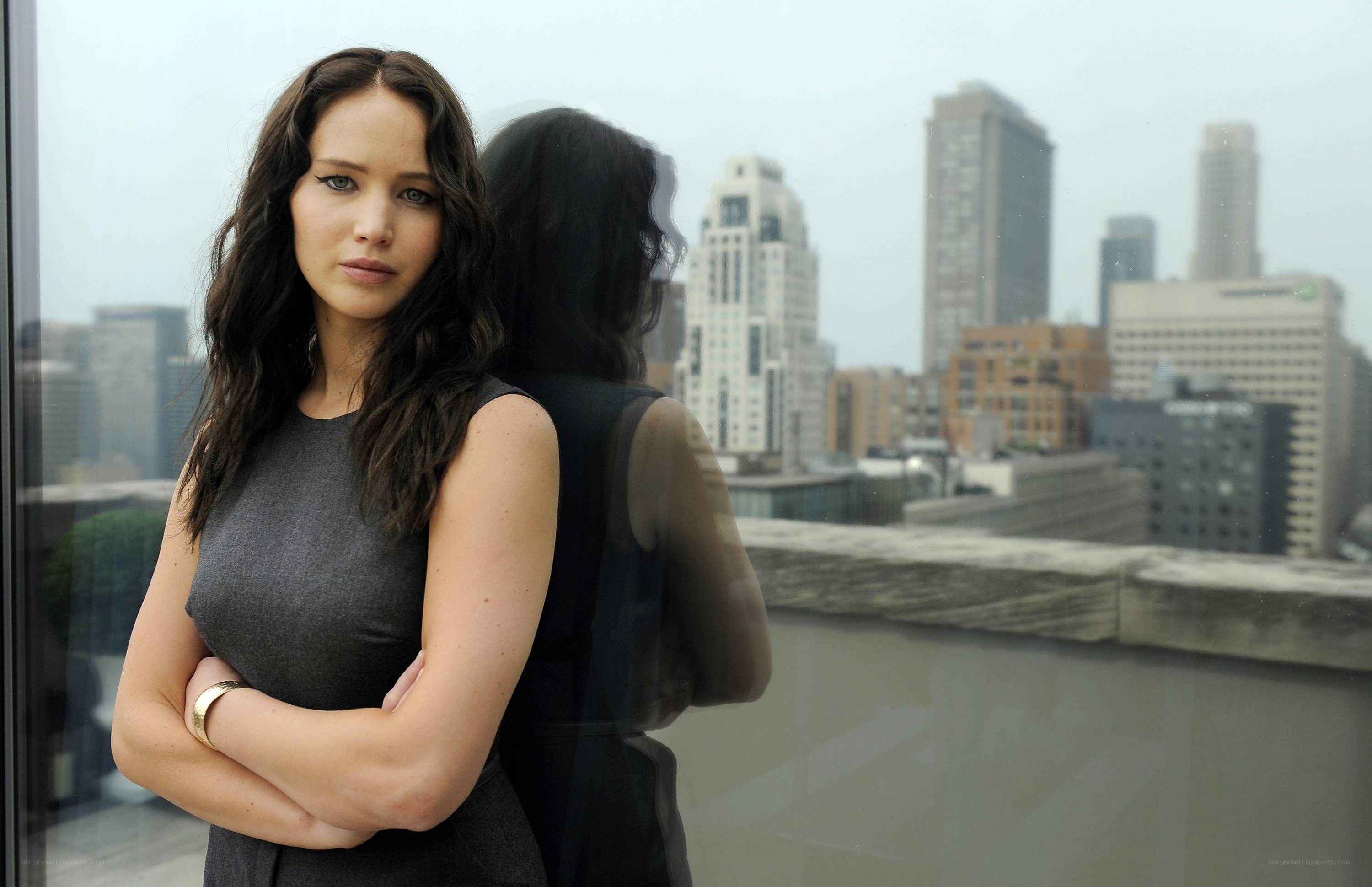 Jennifer Lawrence in a cityscape