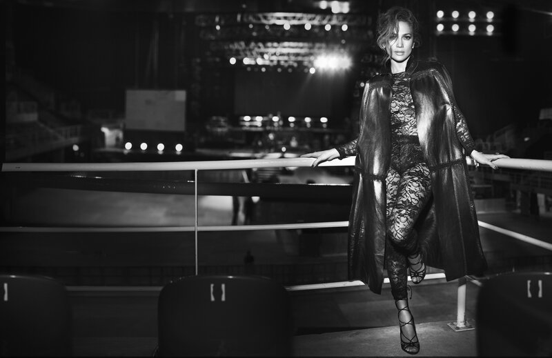 Jennifer Lopez in black and white