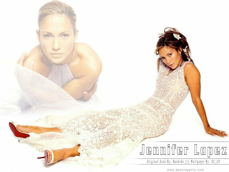 Jennifer Lopez in lace dress