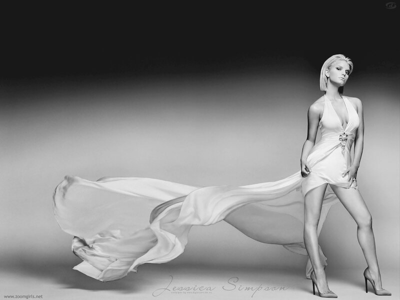Jessica Simpson in white dress