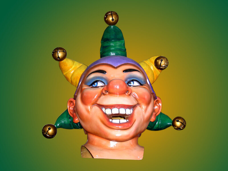 jester head sculpture