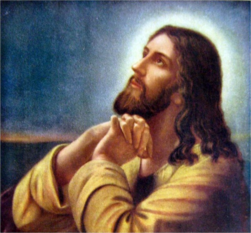 Jesus Christ in Prayer — Yellow