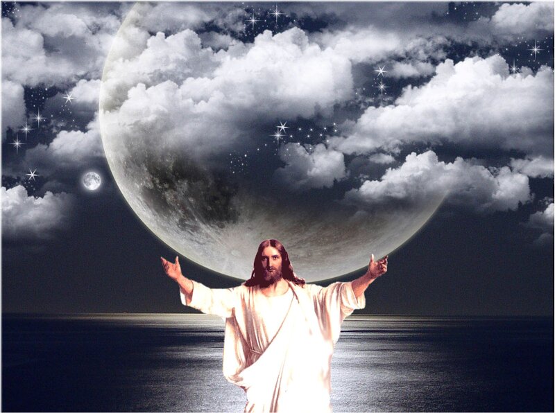 Jesus with Arms Outstretched — White