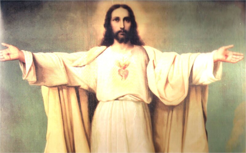 Jesus with Open Arms — White