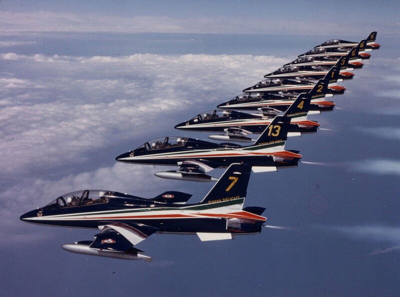 Jet Aircraft Formation — Blue, Dynamic, Photograph