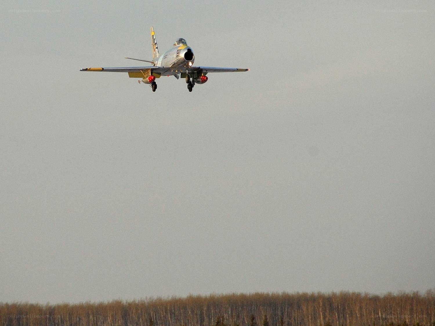 jet aircraft in flight