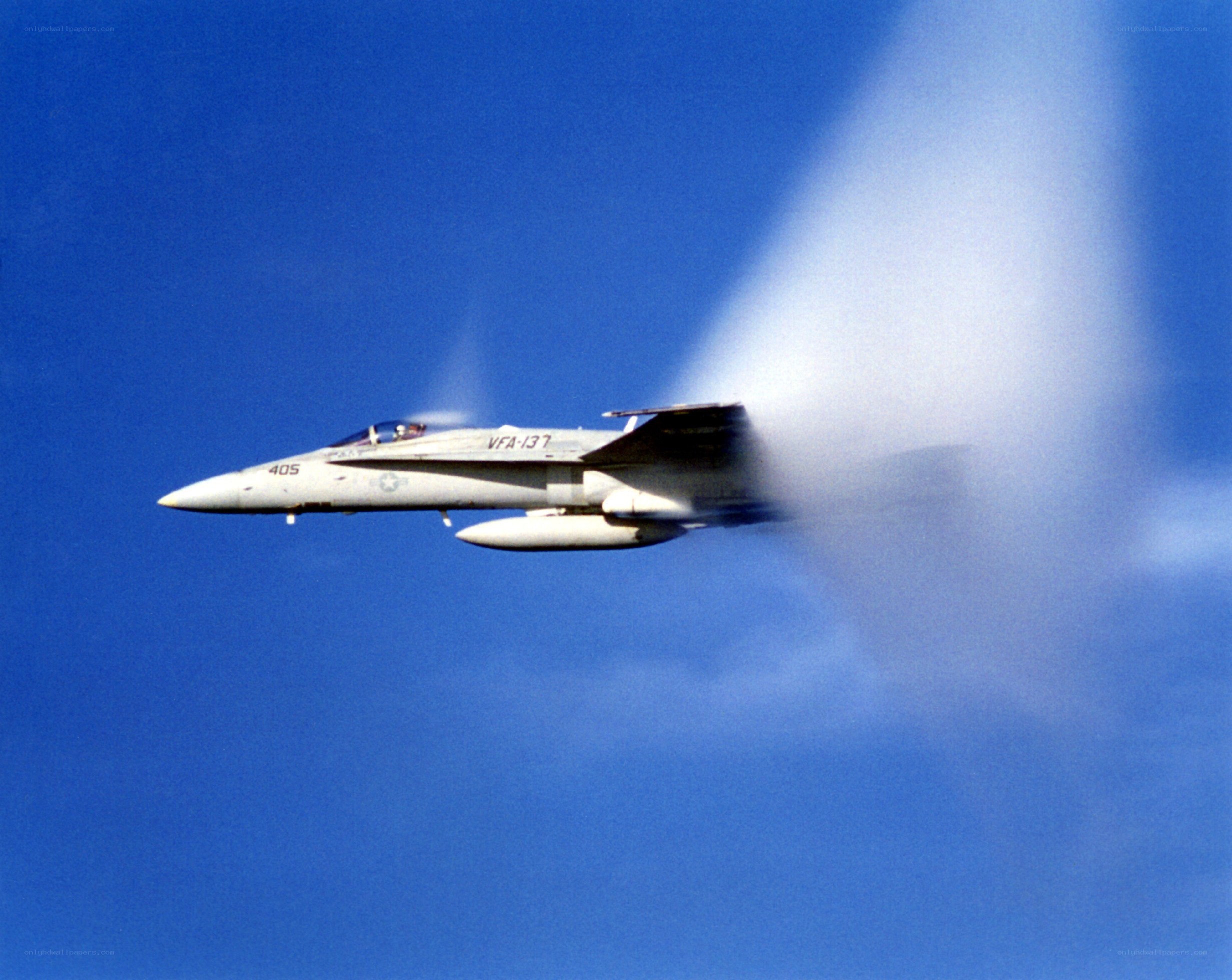 Jet breaking the sound barrier