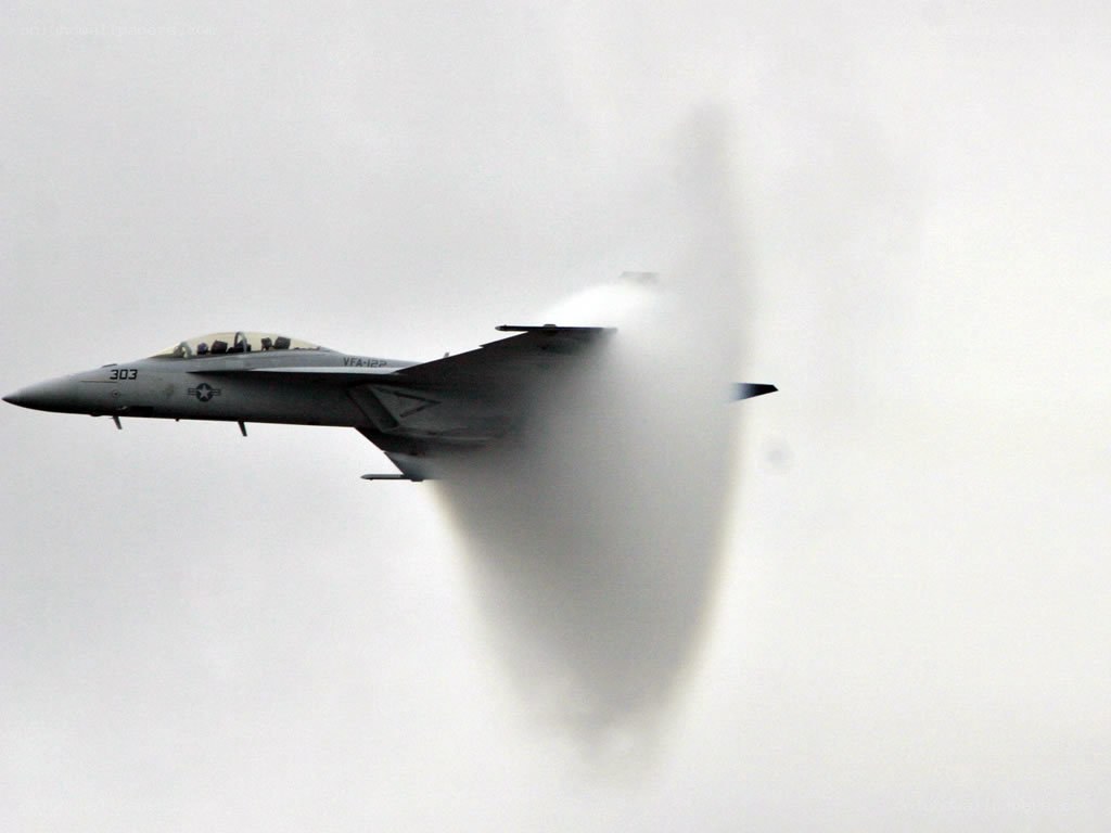 jet creating vapor cone