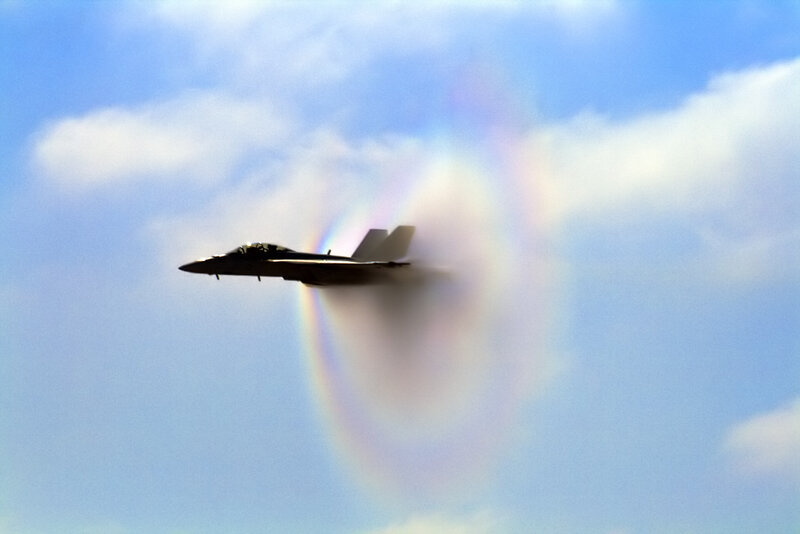 Jet creating vapor cone