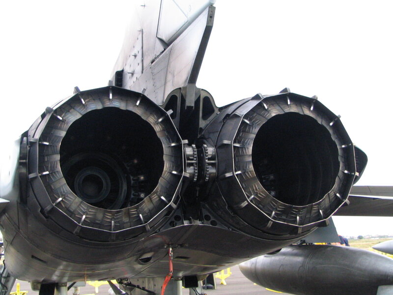jet engine exhaust nozzles